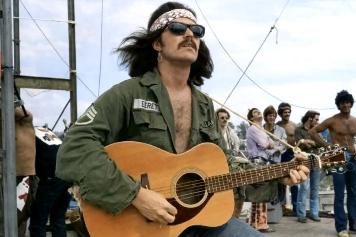 Country Joe McDonald & The “FISH” Cheer
